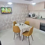 Daire Cosy 2 Bedroom In New Town Braşov