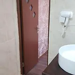 Cosy 2 Bedroom In New Town Daire Braşov