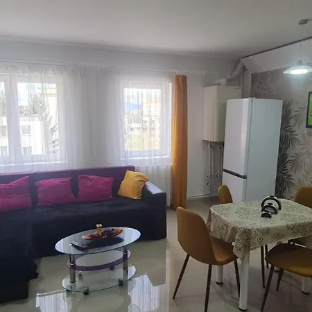 Apartman Cosy 2 Bedroom In New Town