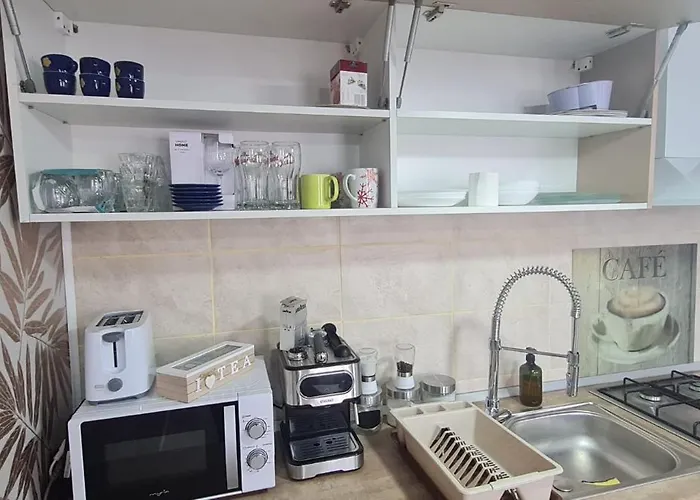 Apartment Cosy 2 Bedroom In New Town