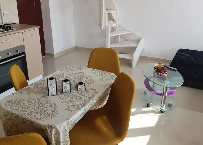 Cosy 2 Bedroom In New Town * Brasov