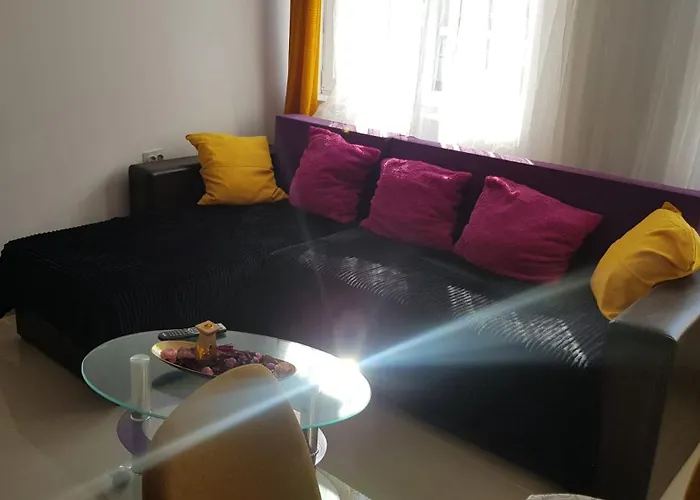 Cosy 2 Bedroom In New Town * Brasov