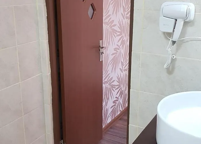 Cosy 2 Bedroom In New Town Apartment Brasov